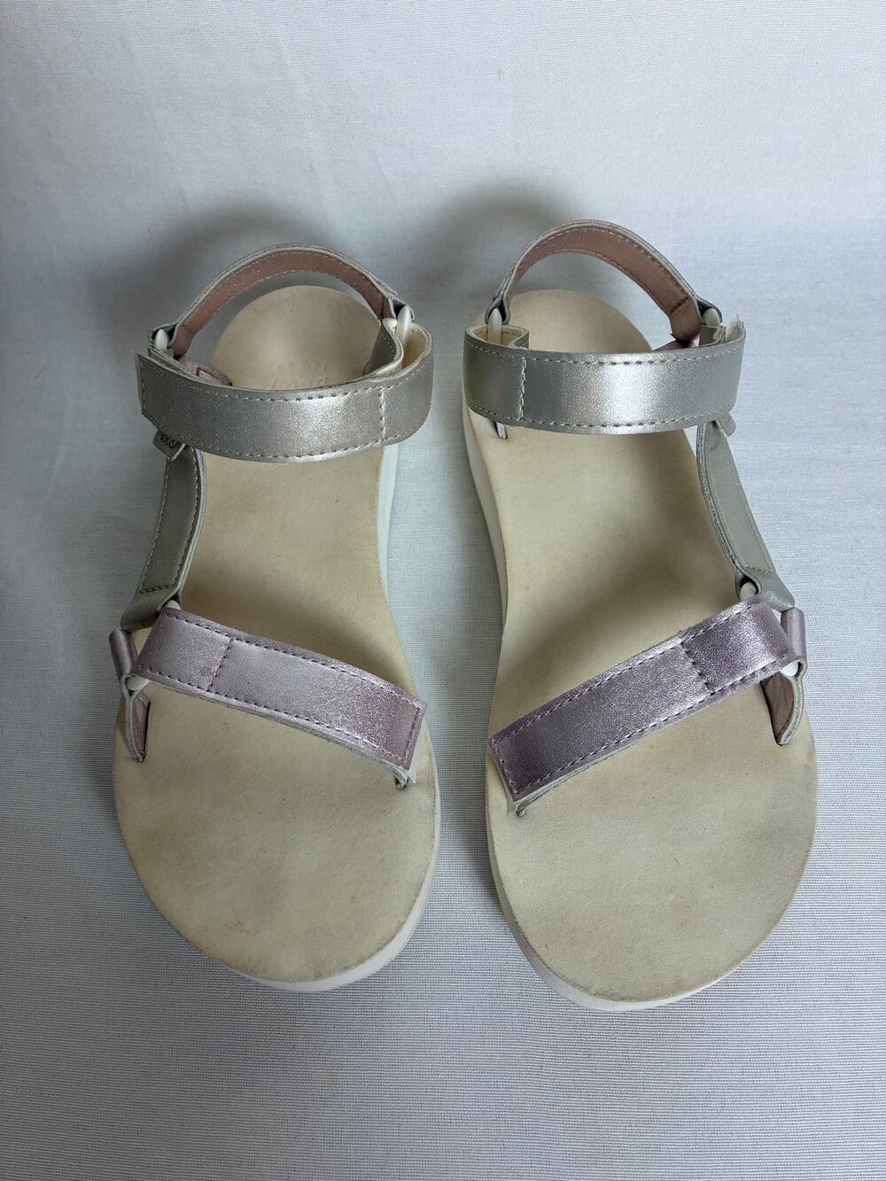 Teva Midform Universal Metallic Sandals Size 9 Silver Lavender Platform Strappy